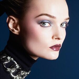 CHANELCosmetic Bundle